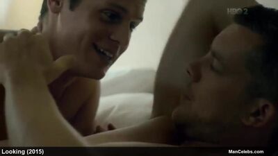 Мужчина-знаменитость Russell Tovey, обнаженные и сексуальные сцены из фильмов